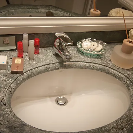 Otel Residenza Paolo Vi 4*