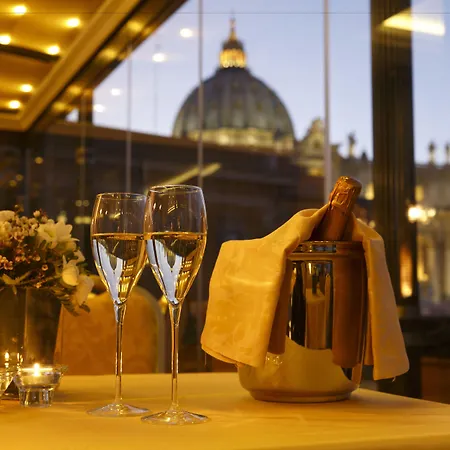 Residenza Paolo Vi Otel