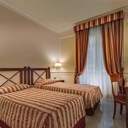 Residenza Paolo Vi Hotel