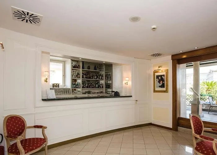 Residenza Paolo Vi 4* Rom