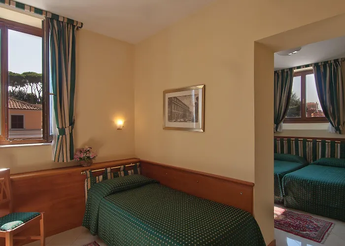 Residenza Paolo Vi 4*