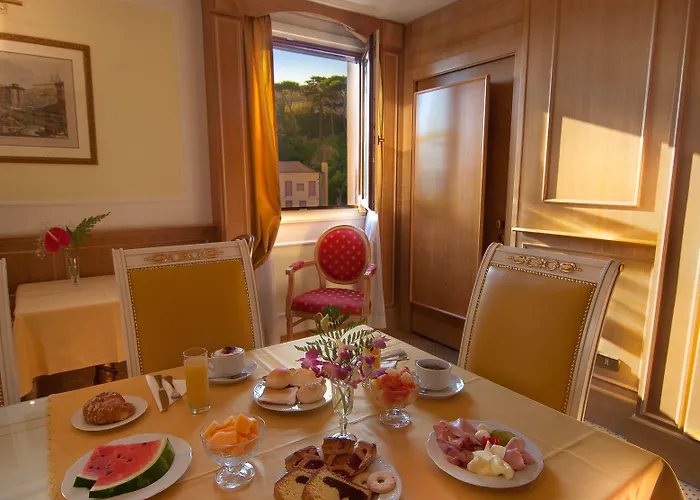 Residenza Paolo Vi Hotel