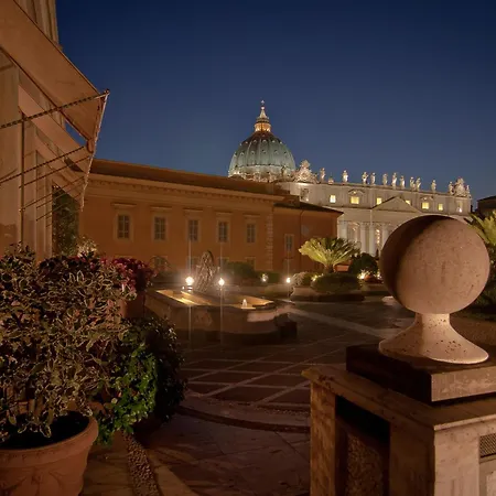 Residenza Paolo Vi Hotel Rzym