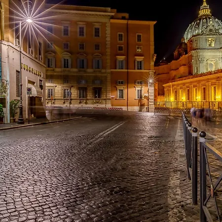 Residenza Paolo Vi Hotel